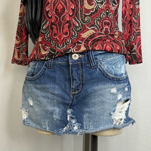 Y2K Mirco Mini Jeans Skirt Distressed Pocket Design Bongo Size 9 - Picture 1 of 6
